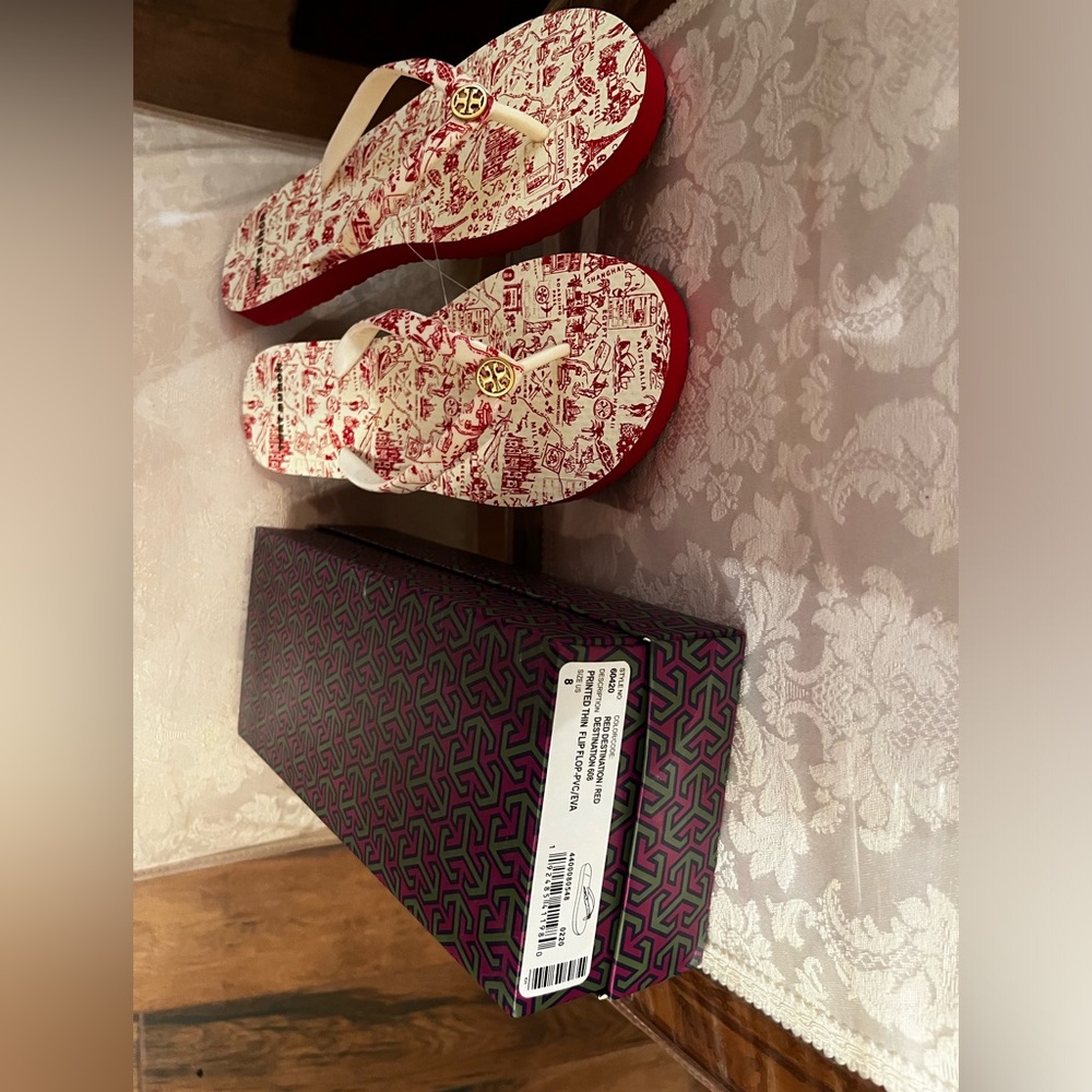 Tory Burch size 8 flip flops